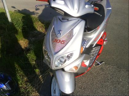 Verkaufe Peugeot Speedfight 2