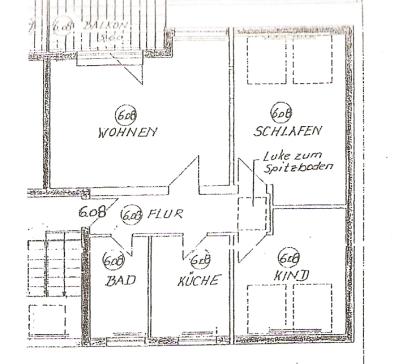 Schönes Dachgeschoss 3 Zimmer mit Dachterasse und perfekter Zimmerteilung