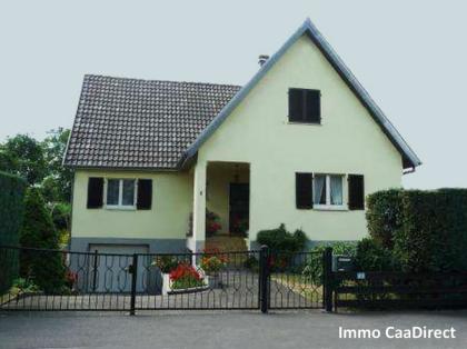 Geräumiges Einfamilienhaus mit Garten im Elsass- 2 Km von Deutschland 24 km von