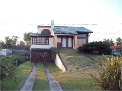 URUGUAY - Schönes Chalet auf 3 Etagen mit Meerblick