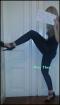 Hübsche blonde strenge Jungherrin bietet.